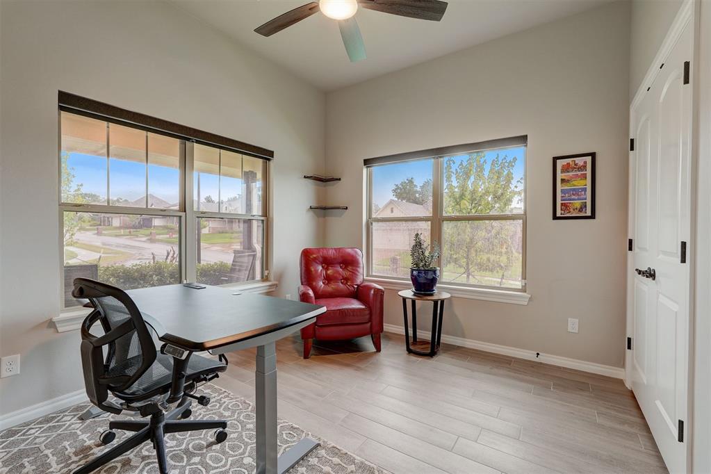 2825 Clover Field Drive
