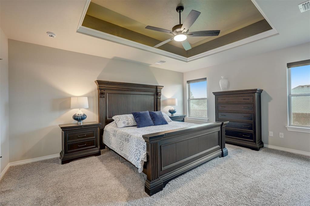 2825 Clover Field Drive