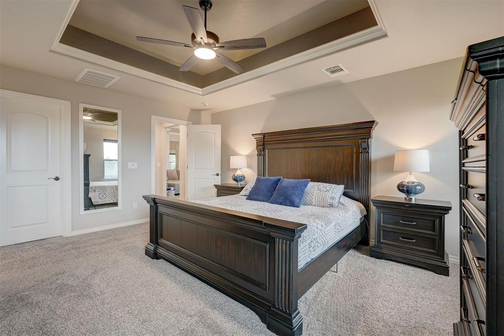 2825 Clover Field Drive