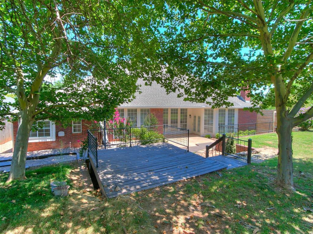1121 Fox Lake Lane