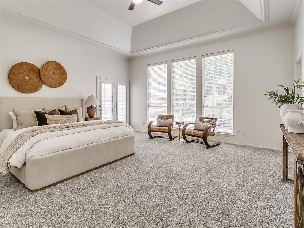 1121 Fox Lake Lane