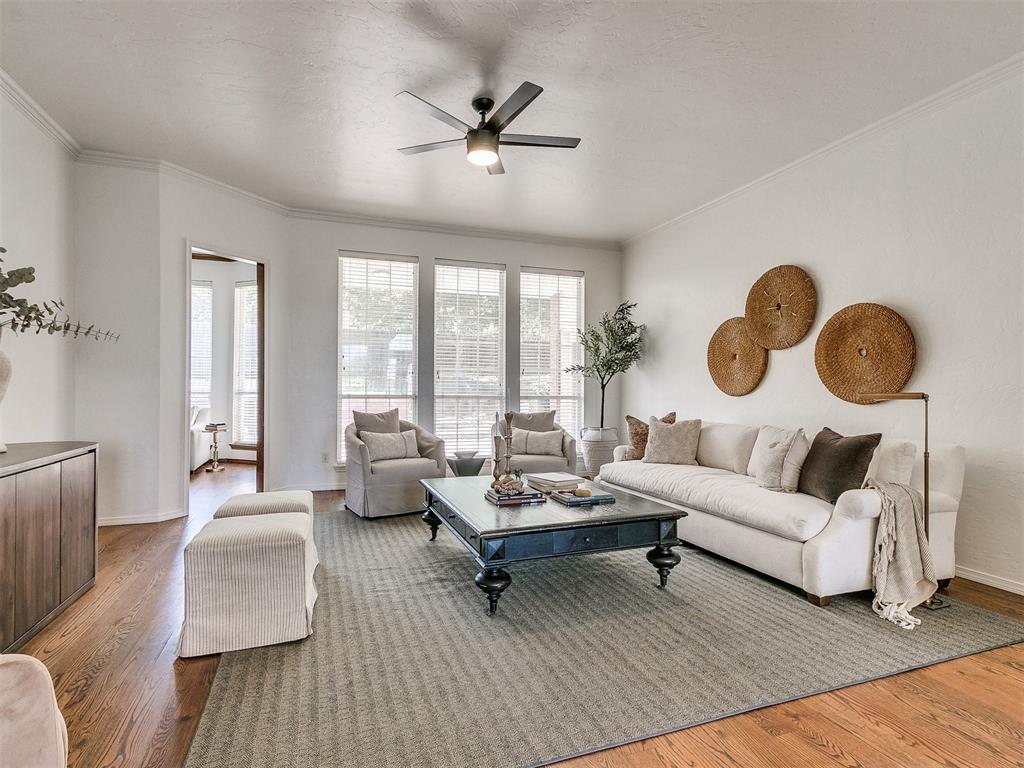 1121 Fox Lake Lane