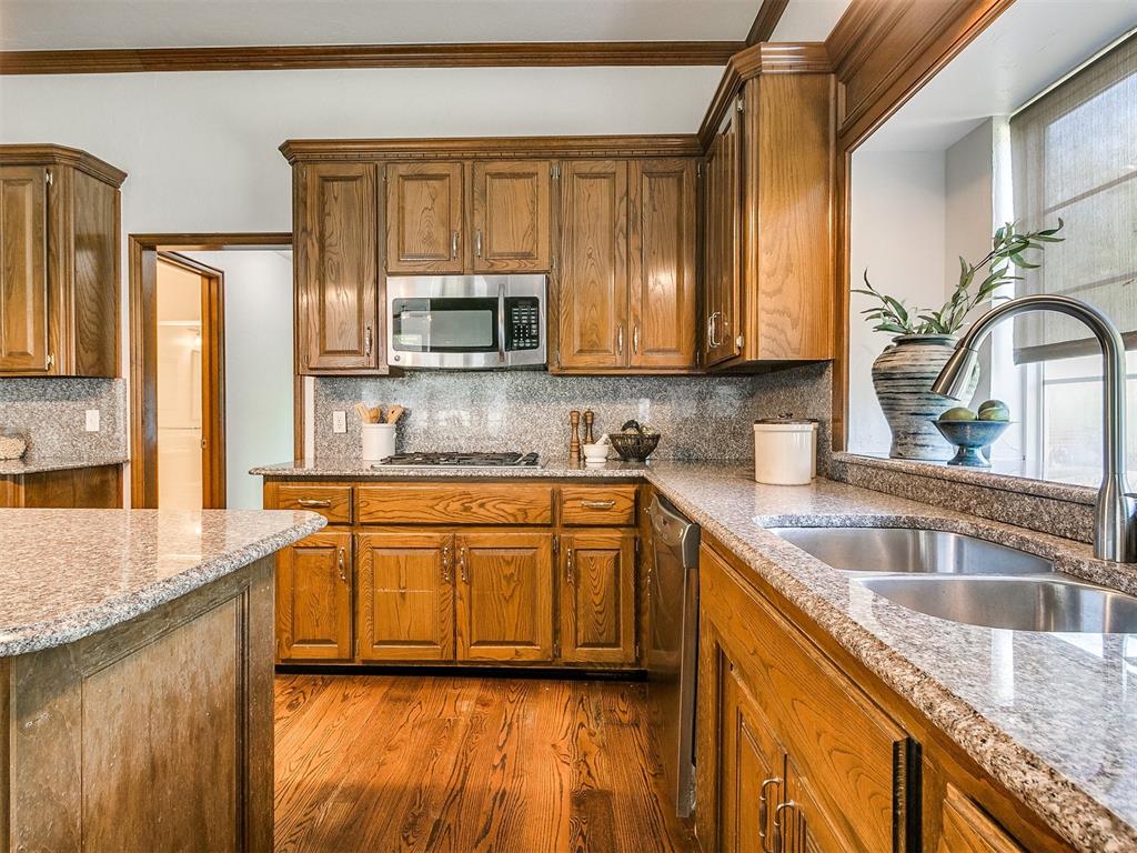 1121 Fox Lake Lane