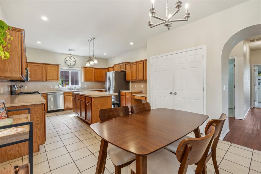 5905 SE 71st Street