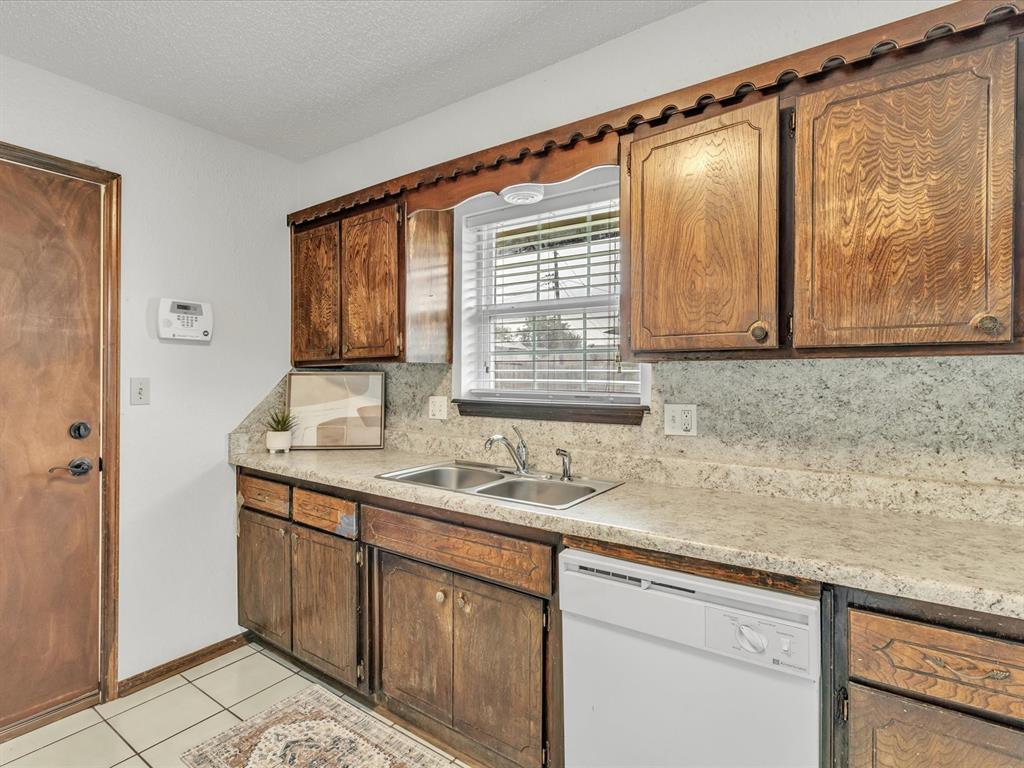 136 SW 14th Street
