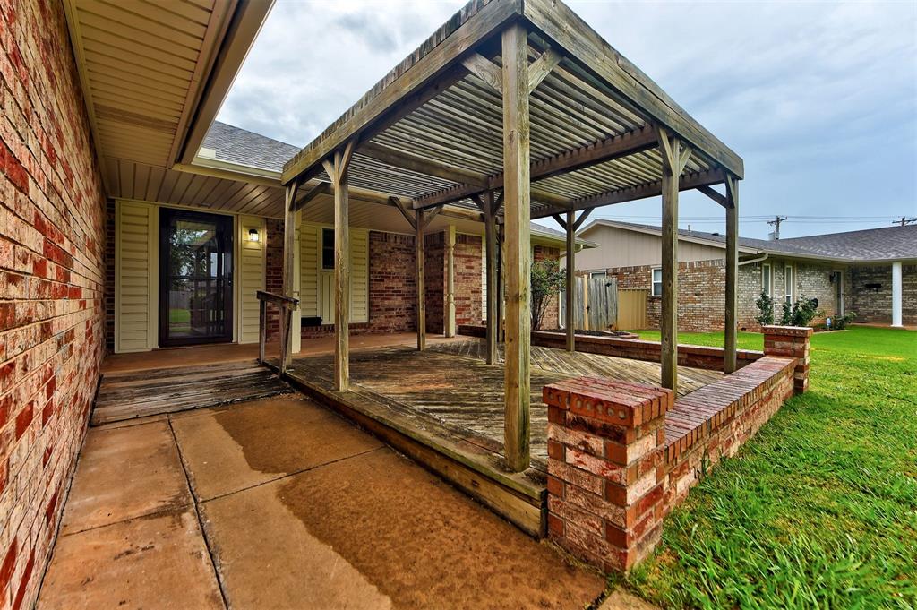 2324 N Nail Parkway