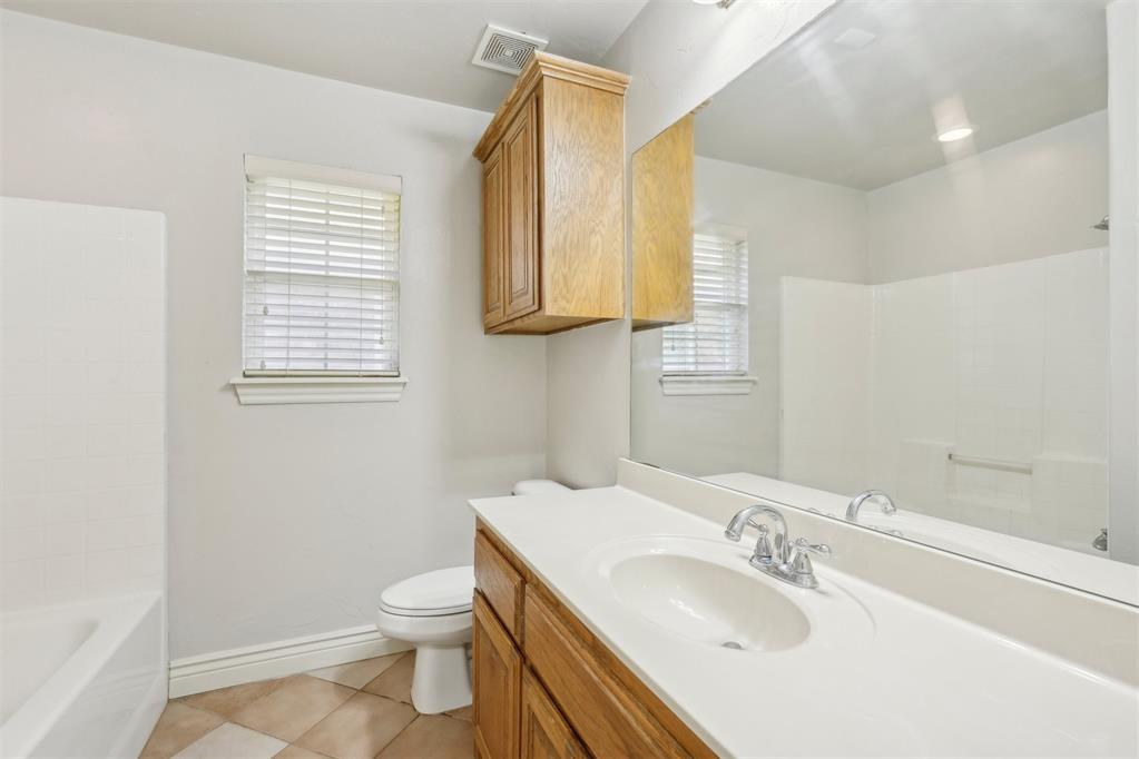 1804 Dorothy Drive