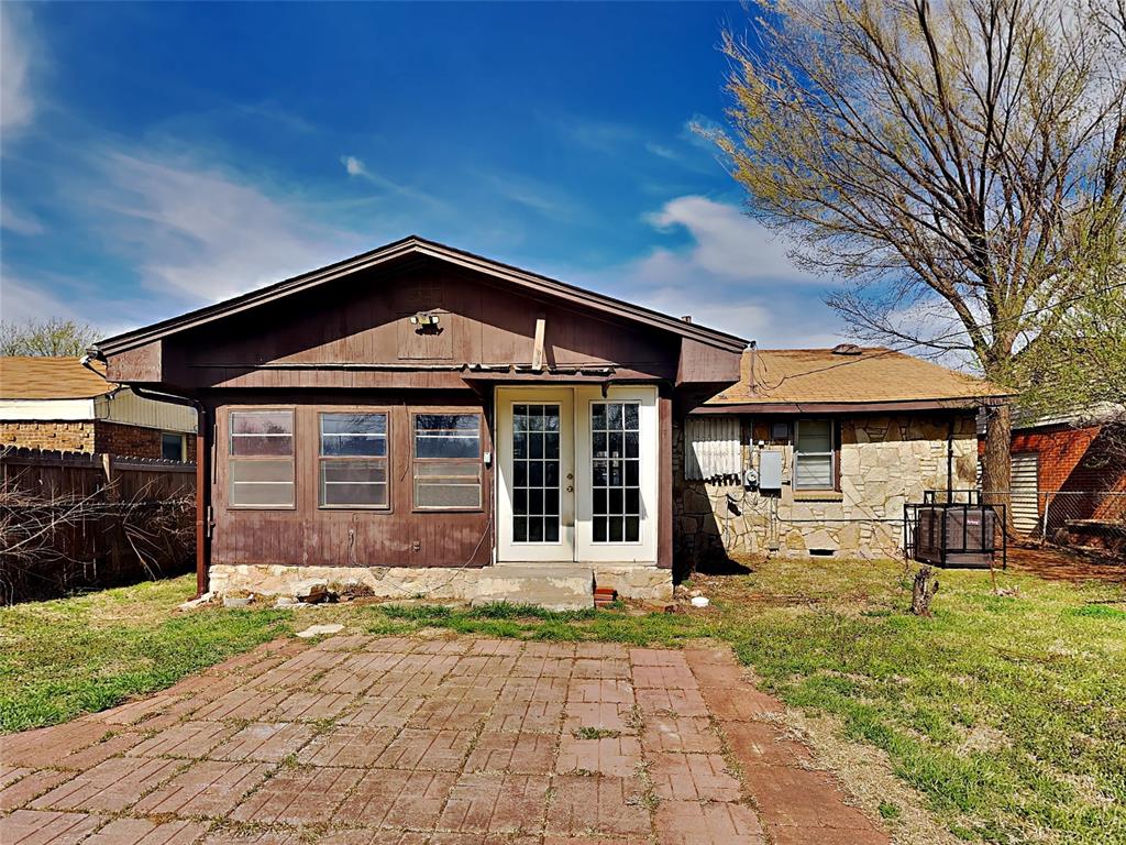 218 E Myrtle Lane