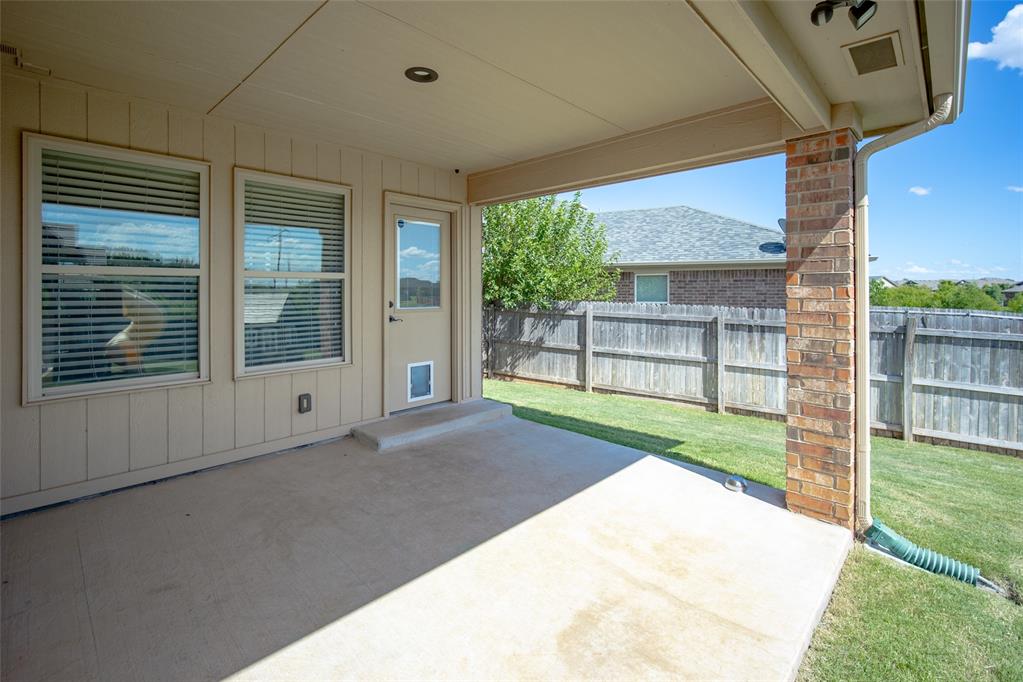 1114 Eaglerock Lane