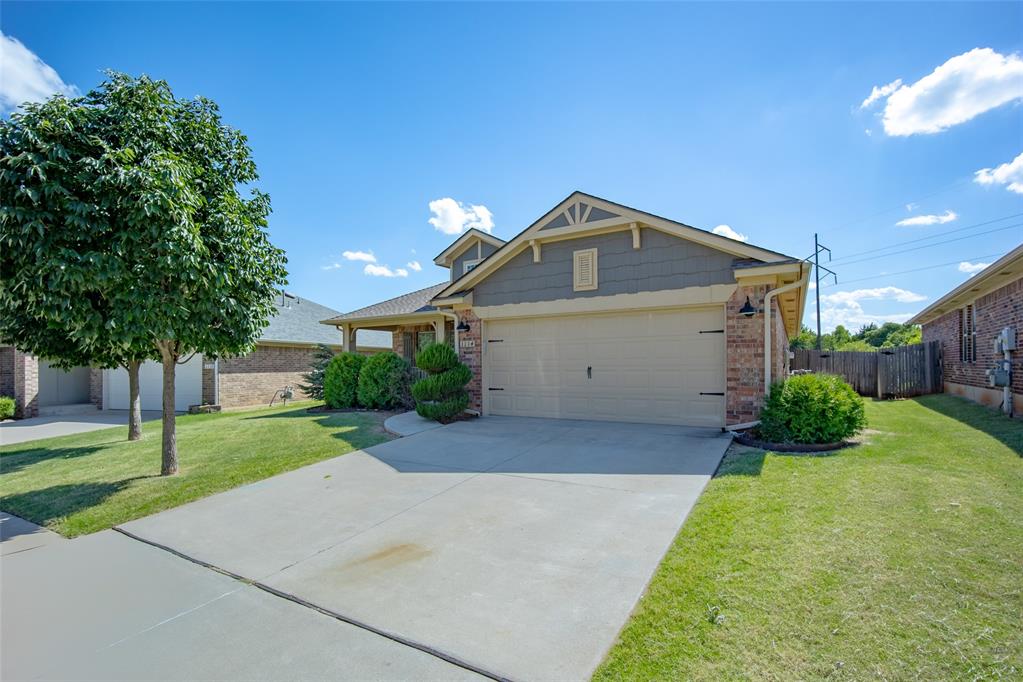 1114 Eaglerock Lane