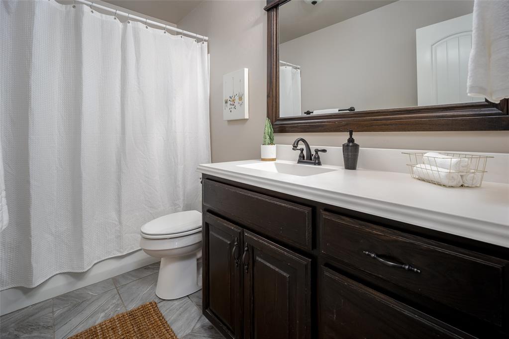 1114 Eaglerock Lane