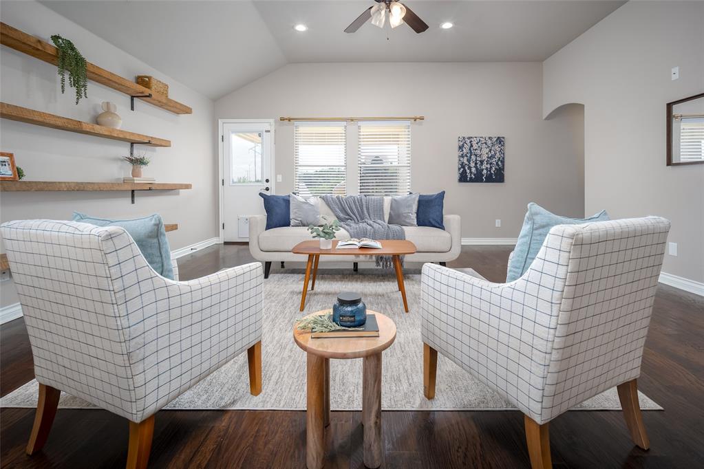 1114 Eaglerock Lane