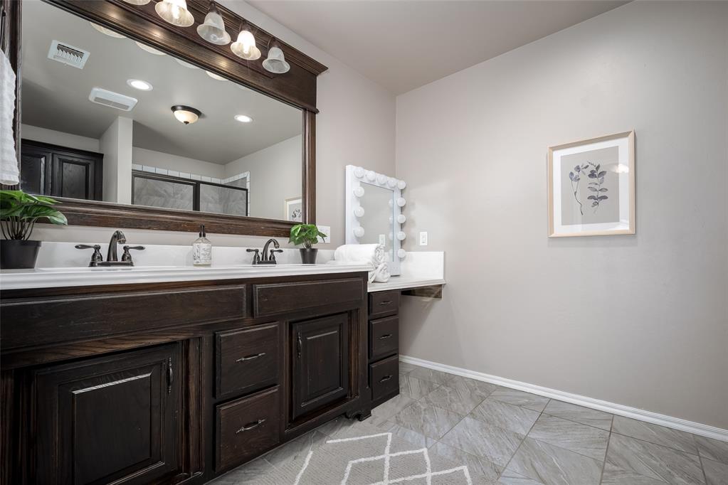1114 Eaglerock Lane