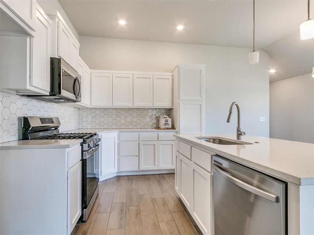 10480 Cattail Terrace