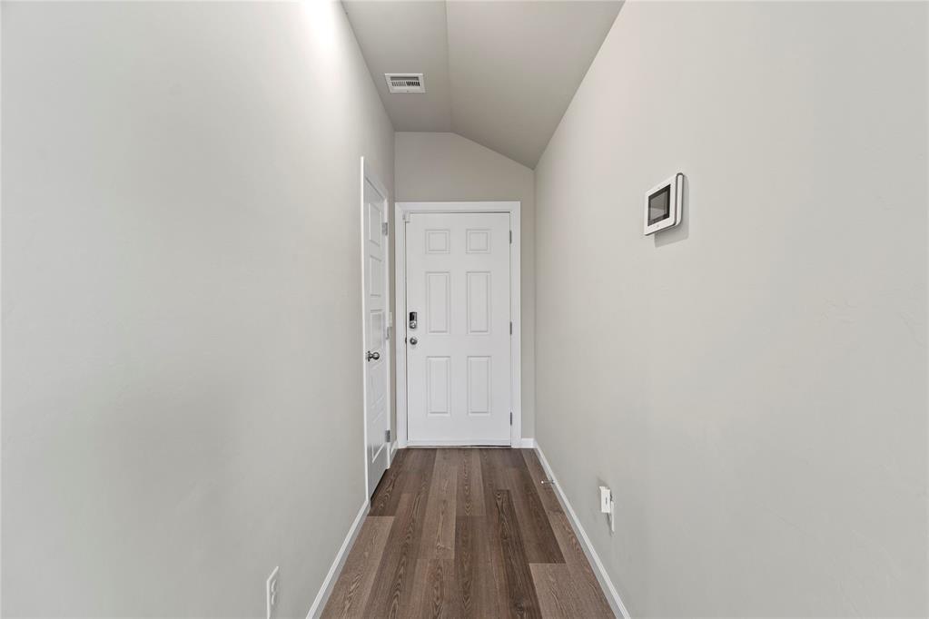10408 SW 41st Place
