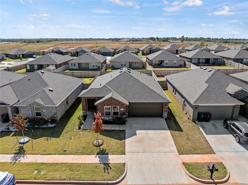 10408 SW 41st Place
