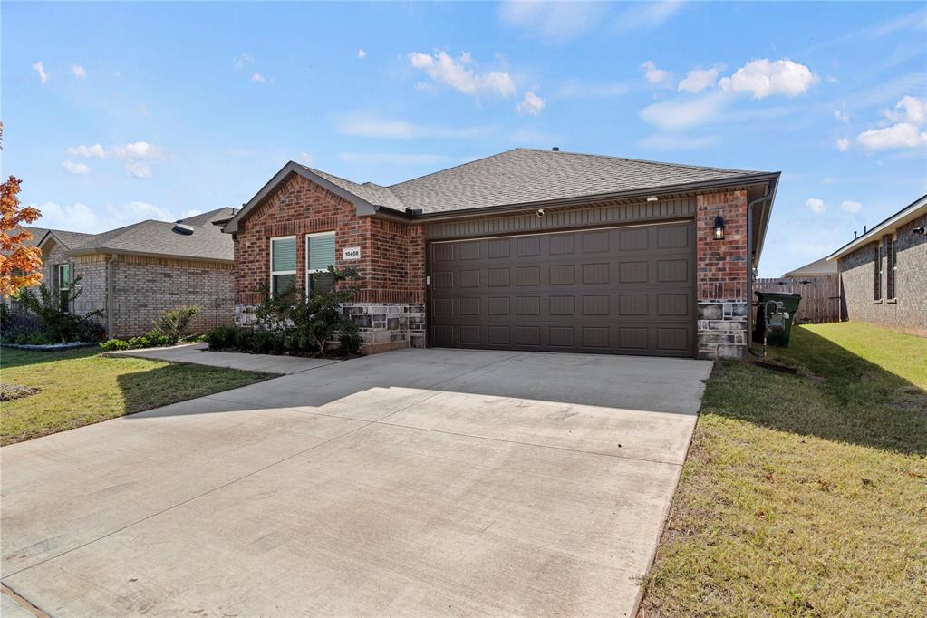 10408 SW 41st Place