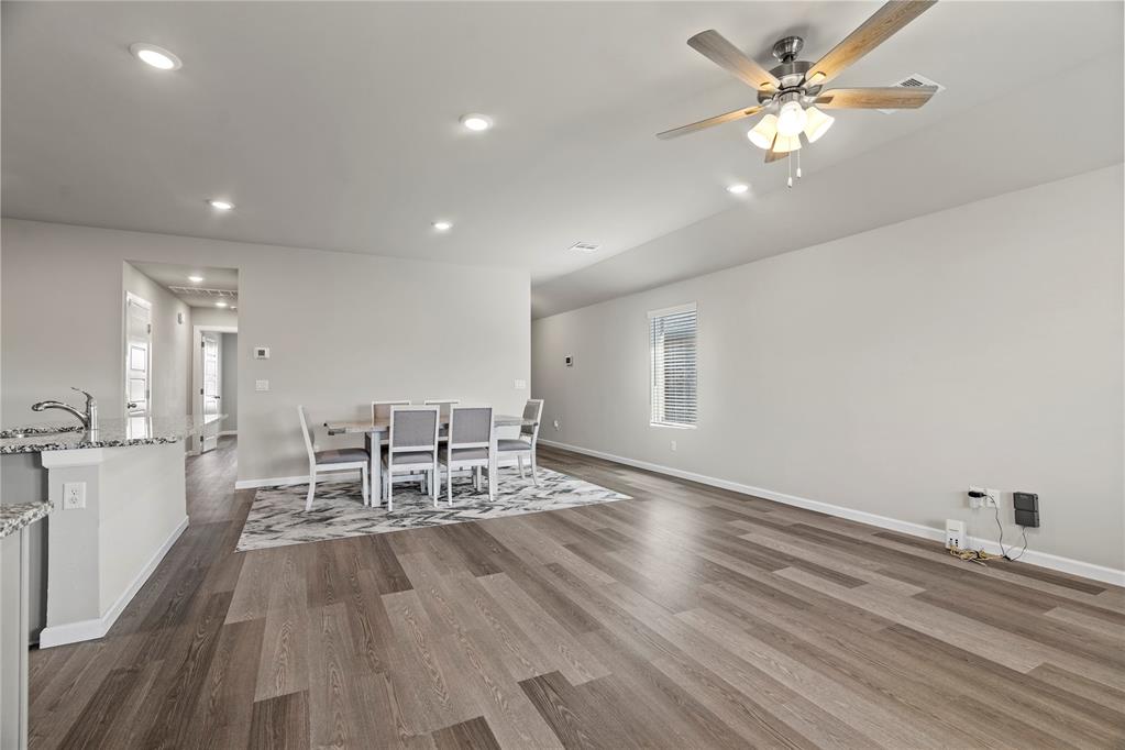10408 SW 41st Place