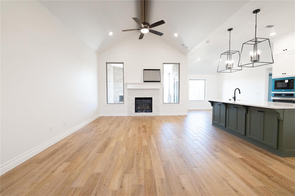 8301 Mountain Oak Drive