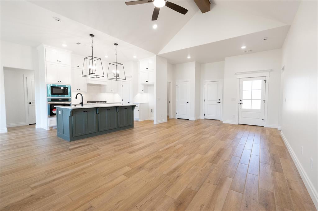 8301 Mountain Oak Drive