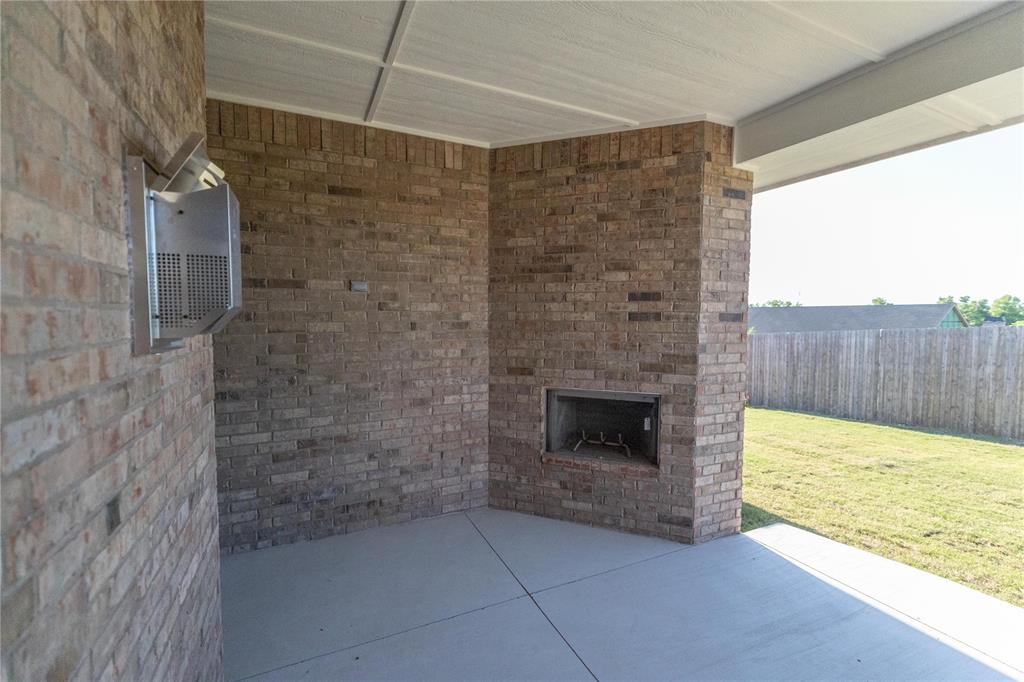 8301 Mountain Oak Drive