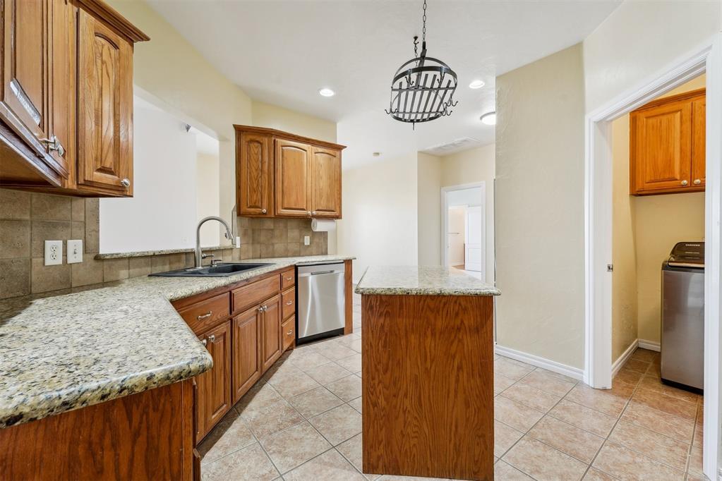 1001 NE 32nd Street