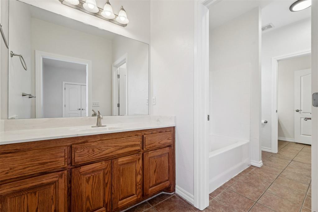 1001 NE 32nd Street