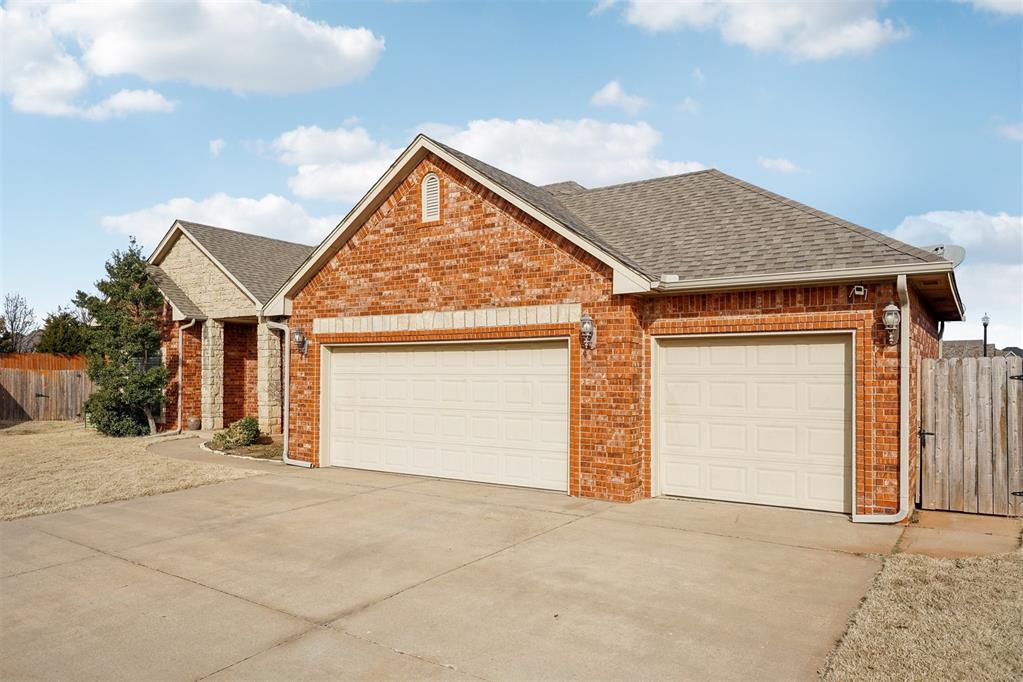 1001 NE 32nd Street