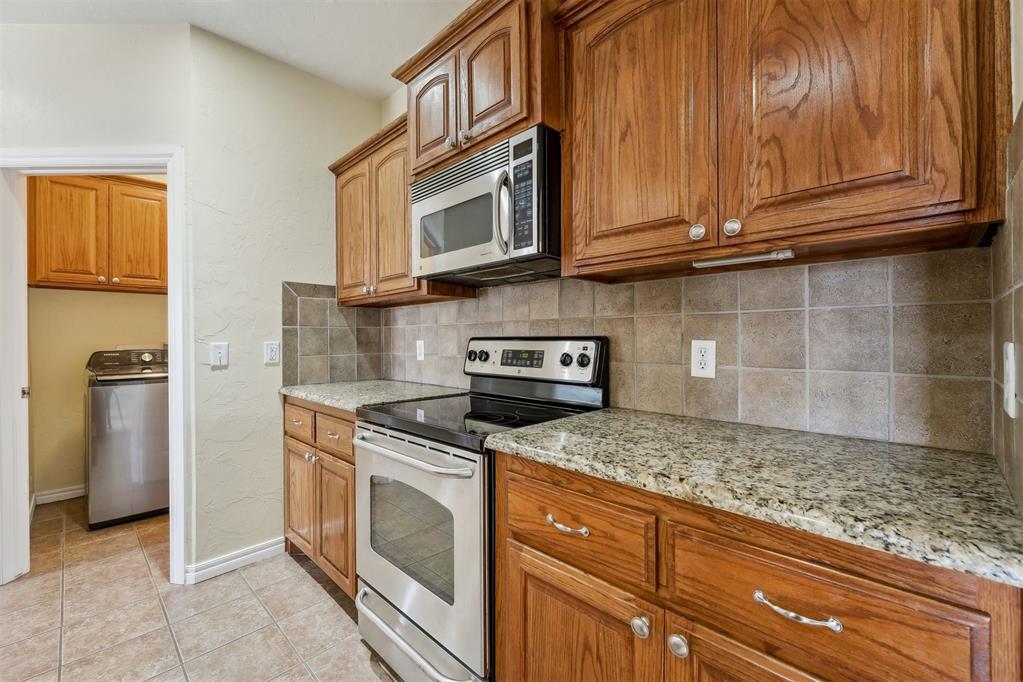 1001 NE 32nd Street