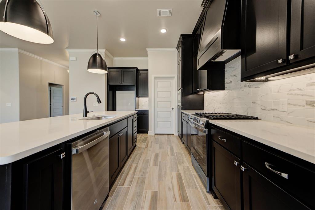6125 Frankie Lynn Lane