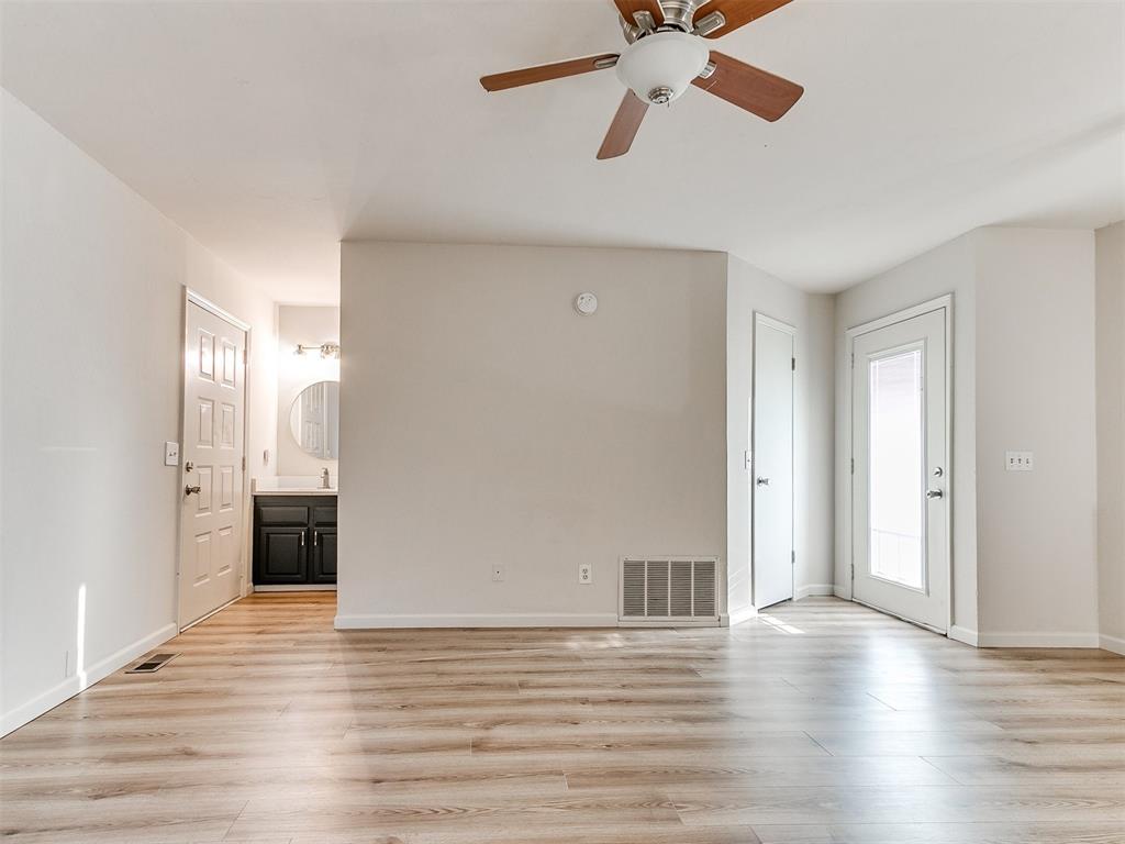 11520 N May Avenue Unit: C205