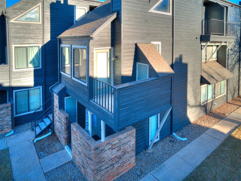 11520 N May Avenue Unit: C205