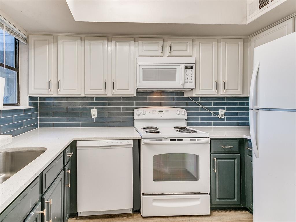 11520 N May Avenue Unit: C205
