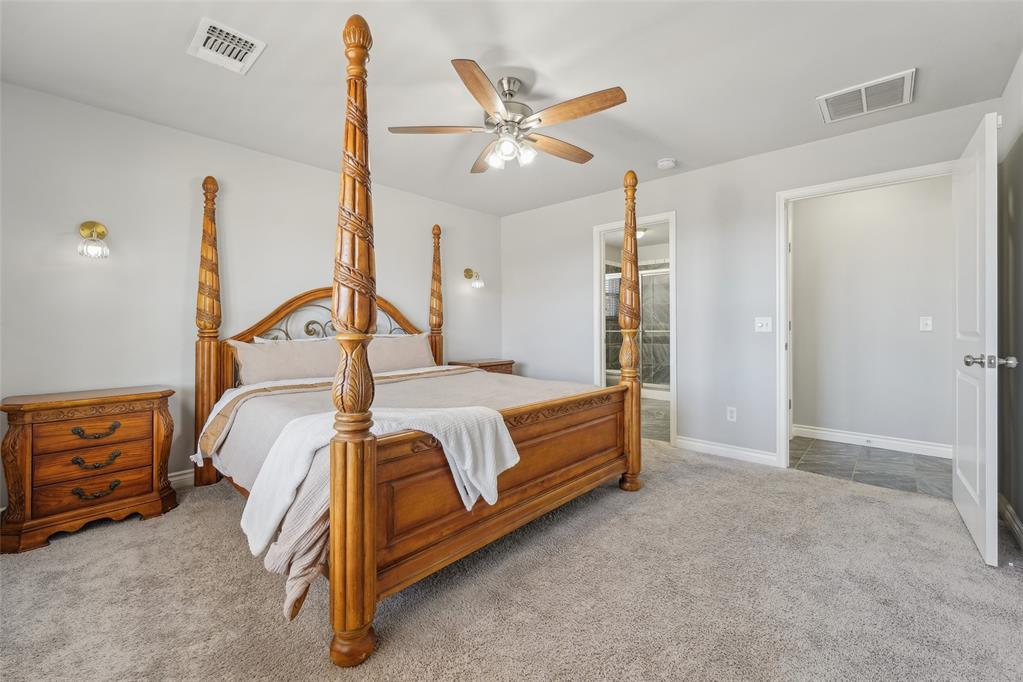 2908 S Fountain Grass Road
