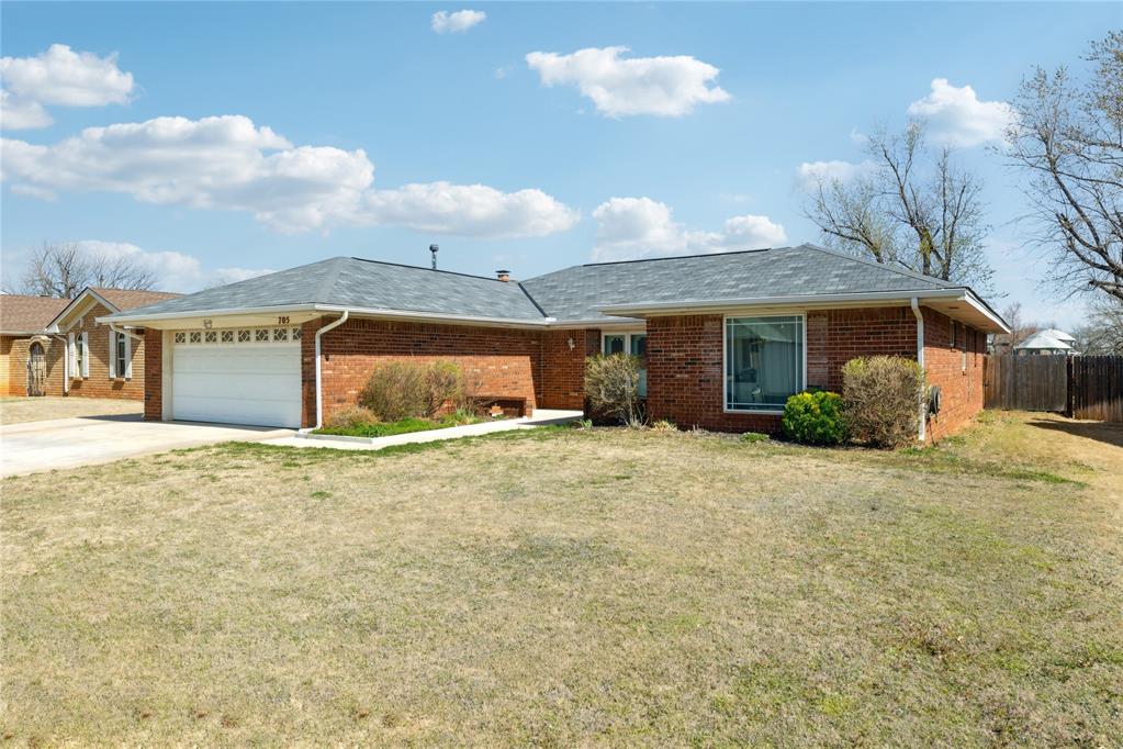 705 Park Drive