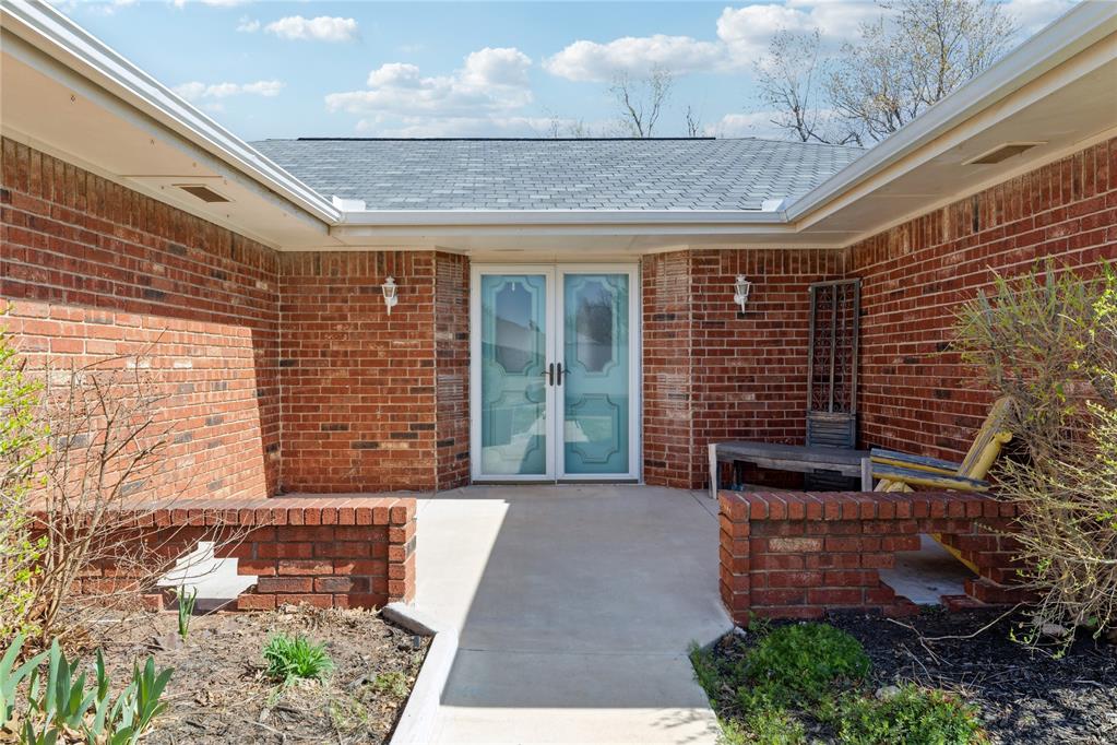 705 Park Drive