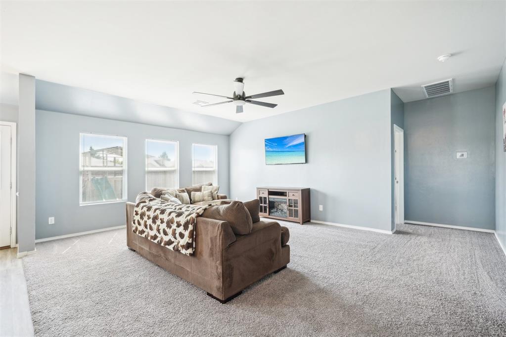 538 W Ava Drive