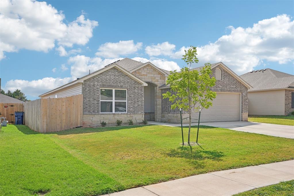 538 W Ava Drive