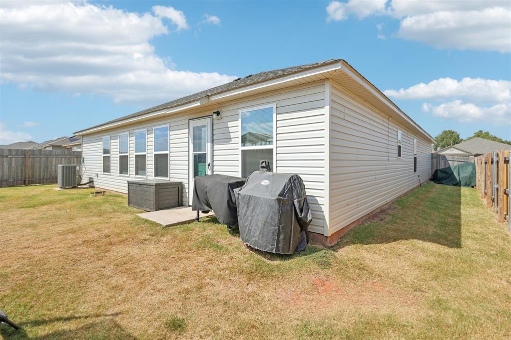 538 W Ava Drive