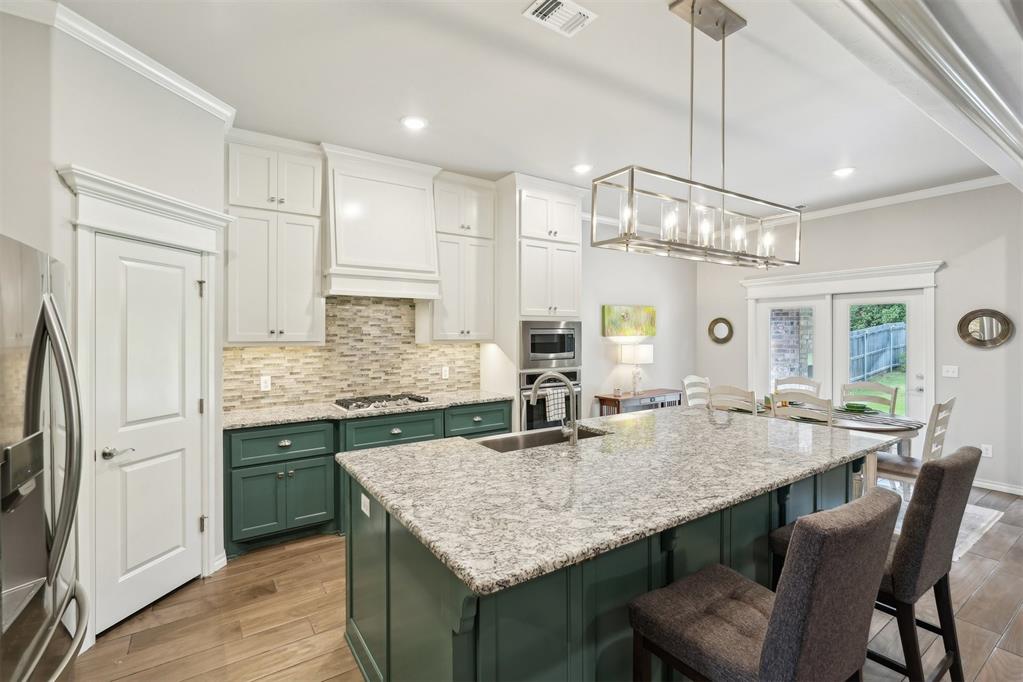 8400 Poplar Drive