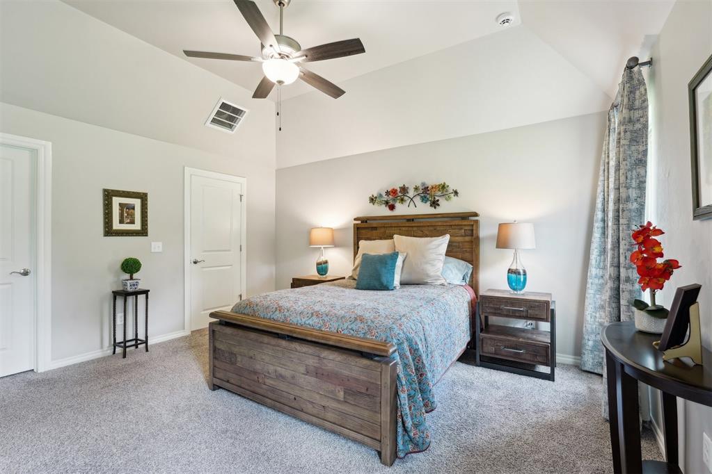 8400 Poplar Drive