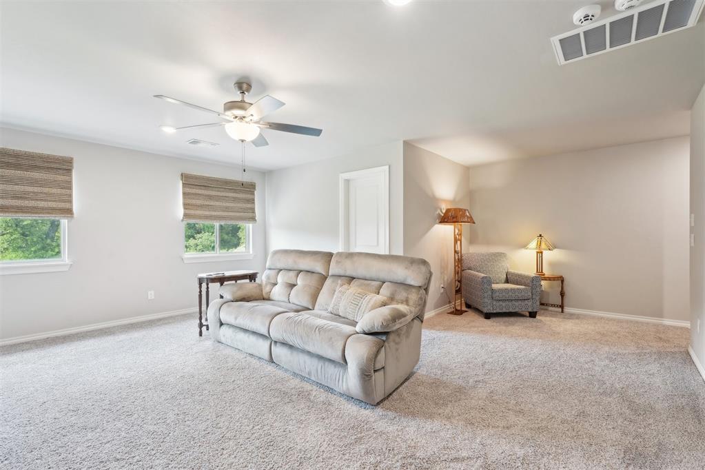 8400 Poplar Drive