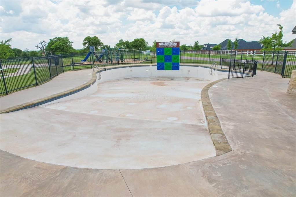 8400 Poplar Drive