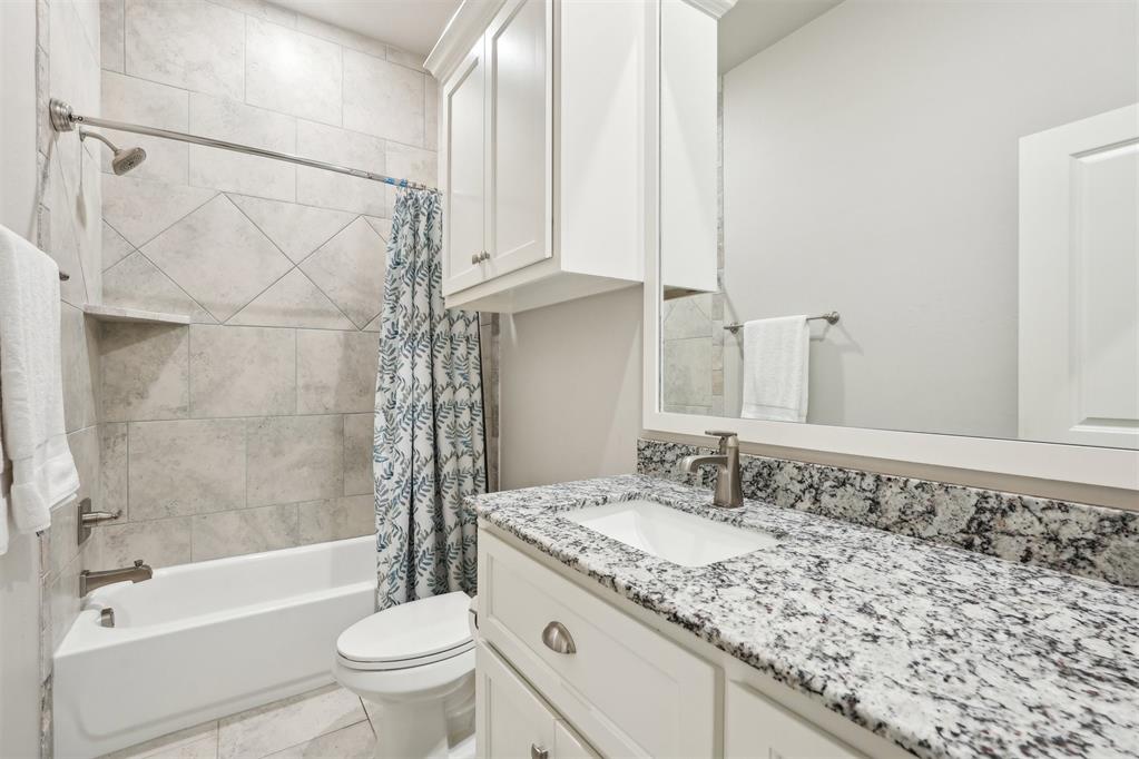 8400 Poplar Drive