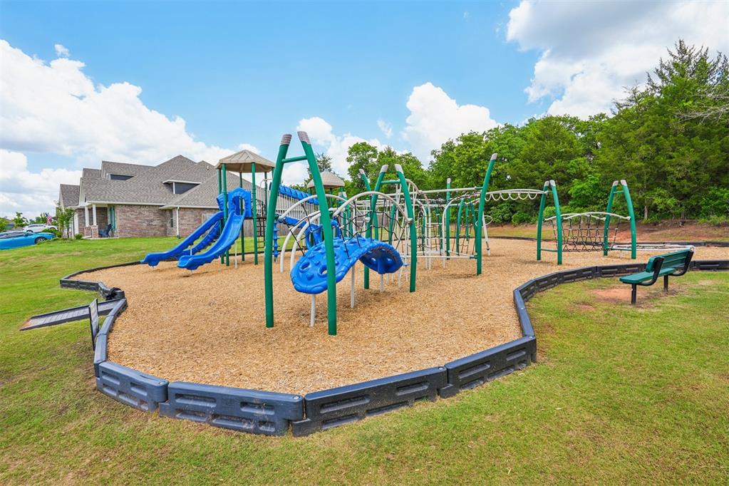 8400 Poplar Drive