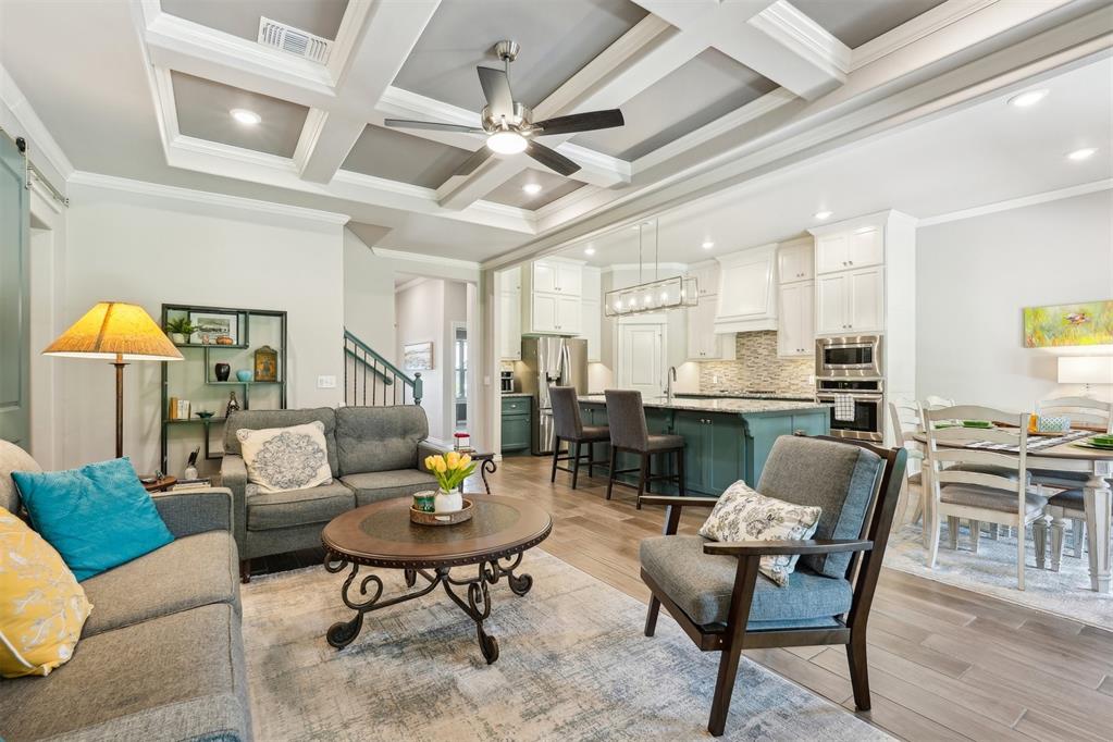 8400 Poplar Drive