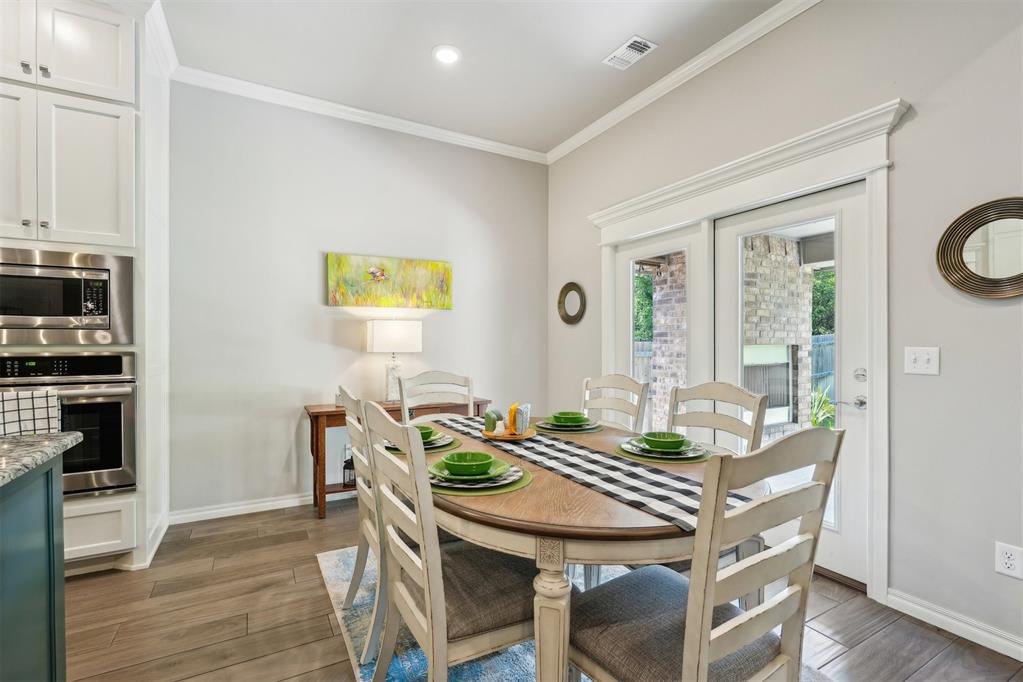 8400 Poplar Drive