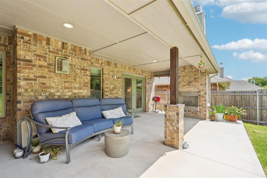 8400 Poplar Drive