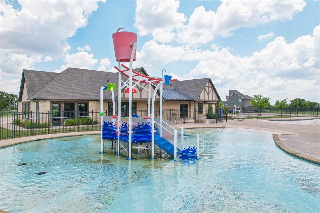8400 Poplar Drive