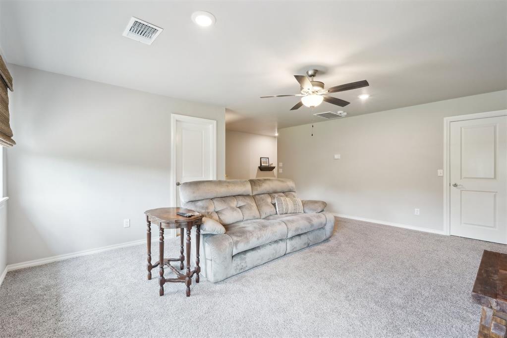 8400 Poplar Drive